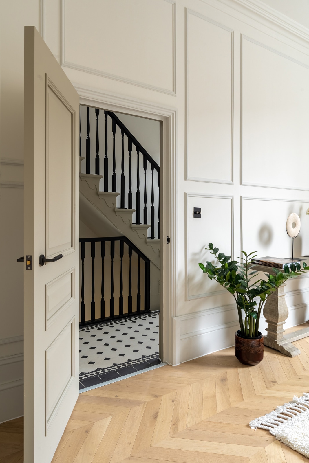 Images Of Interiors, bespoke interior photography London. Interior architectural photographer North London based. Retail, hospitality, architecture, interiors.